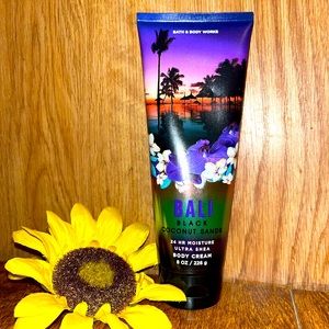 3/$10 B&BW Bali black coconut sands 🥥